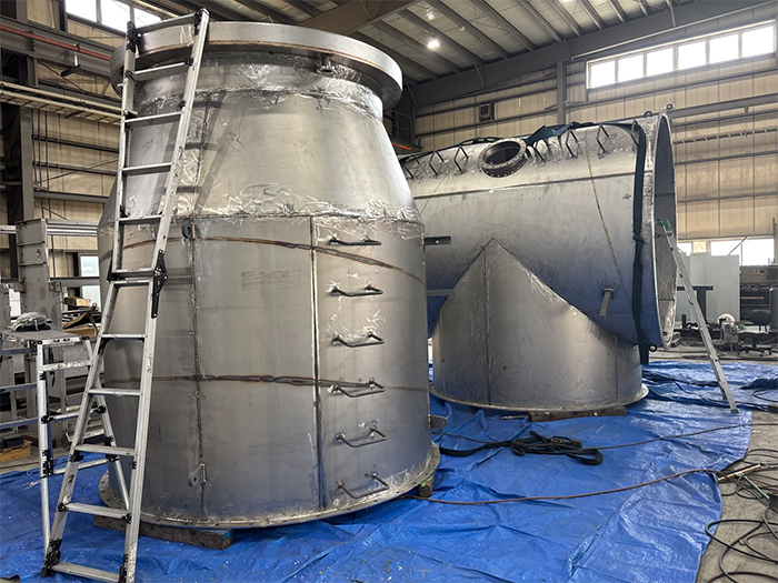 SUS327L1製船用煙突